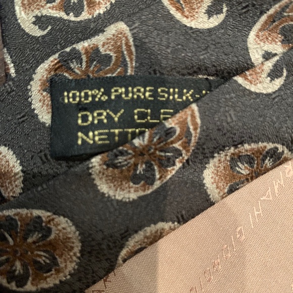 Giorgio Armani silk tie - Picture 5 of 5